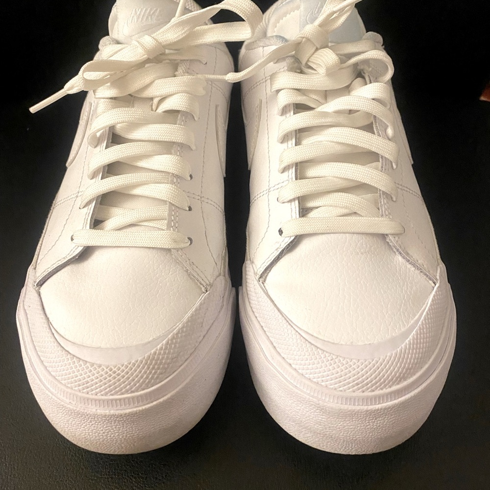 Nike Court Legacy Lift